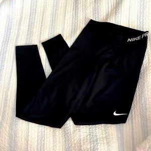 Used Nike leggings!